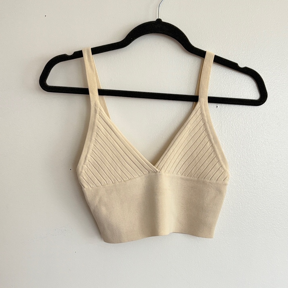 Zara Cream Crop Top Ribbed Knit V-Neck